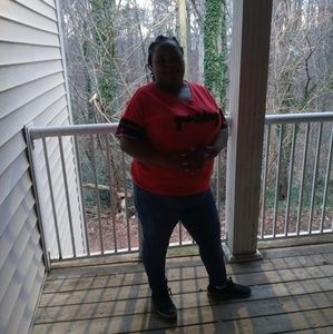 Meet your Posher, Regina